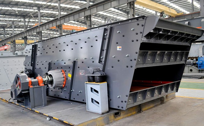 What is the difference between high frequency vibrating screen and dewatering screen?